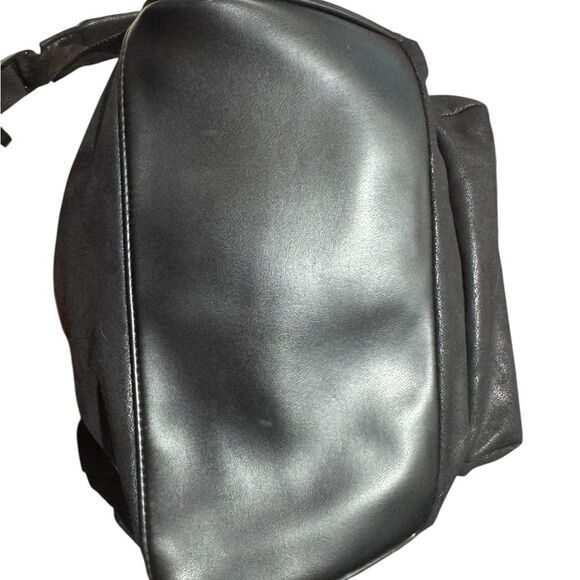 Black MAC Cosmetic Backpack with Silver Zippers - Picture 2 of 8